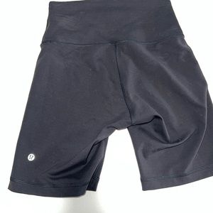 Lululemon align biker shorts 🤎